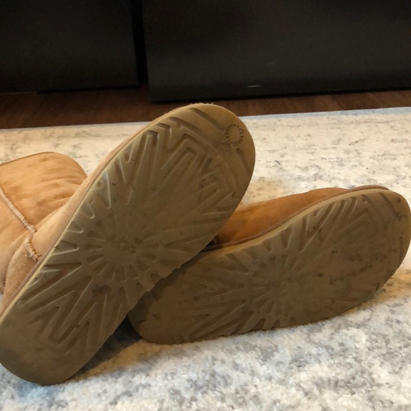 Tall Ugg Boots - Picture 4 of 4